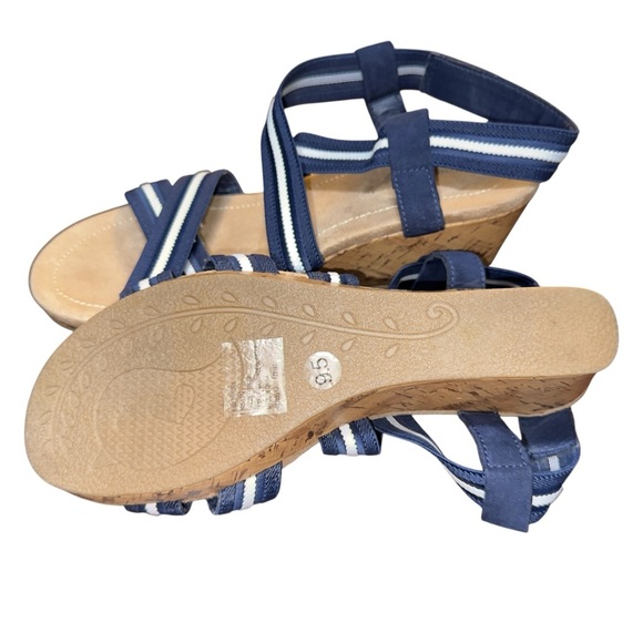 St John’s Bay Nautical Coastal Beachy Vacation Yacht Cork Wedge Sandals - Picture 5 of 11